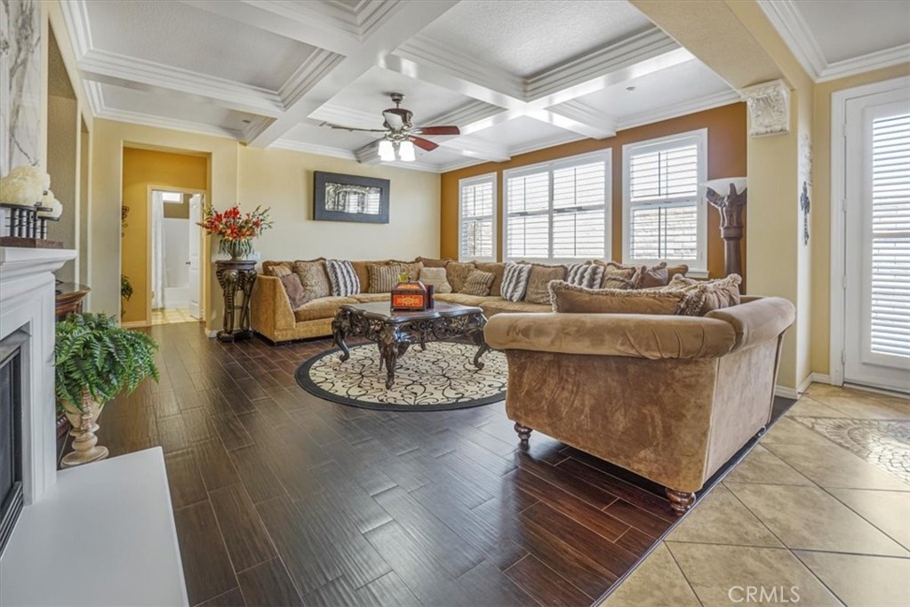 5003 Thornberry Way Property Photo 13