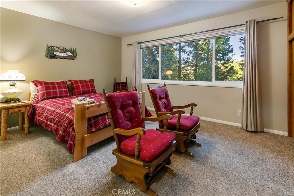 384 Primrose Circle Property Photo 15