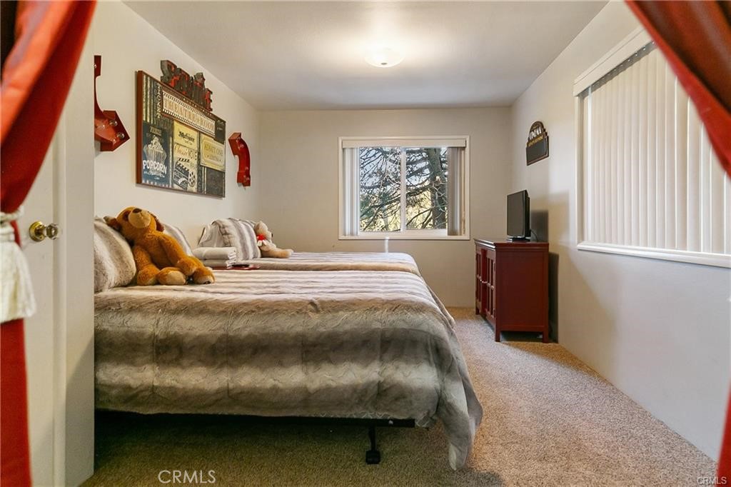 384 Primrose Circle Property Photo 30