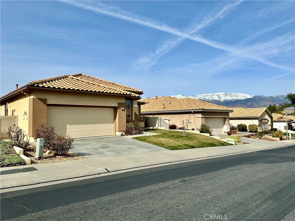 1949 Riviera Avenue Property Photo 2