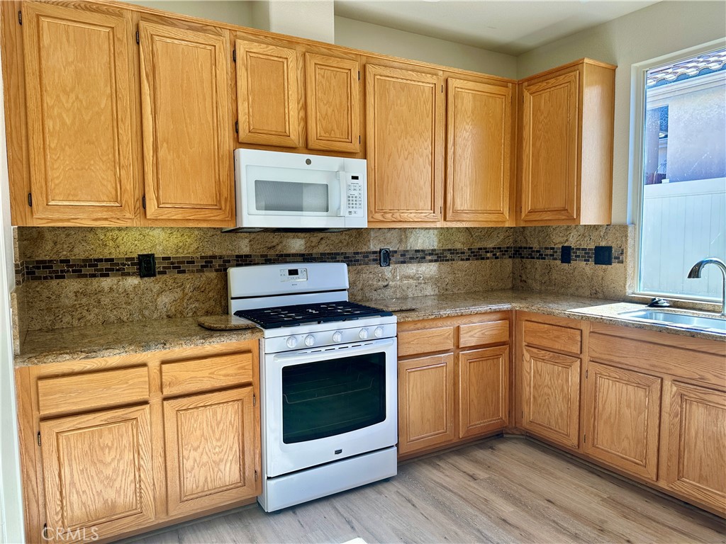 1949 Riviera Avenue Property Photo 12