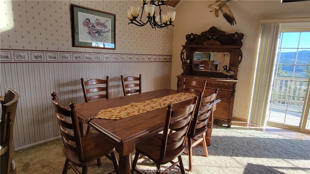 1239 Yosemite Drive Property Photo 8