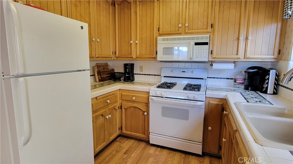 1239 Yosemite Drive Property Photo 11