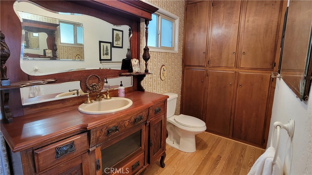 1239 Yosemite Drive Property Photo 14