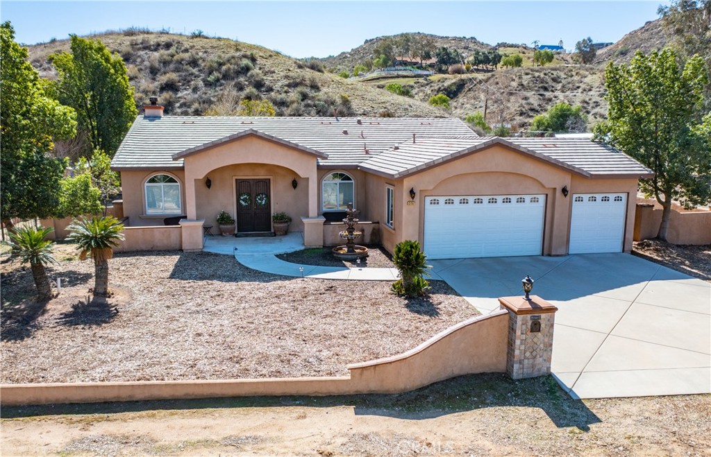 2757 Dark Canyon Road Property Photo