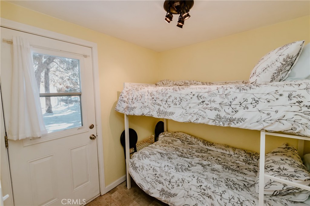 298 Holmes Lane Property Photo 13