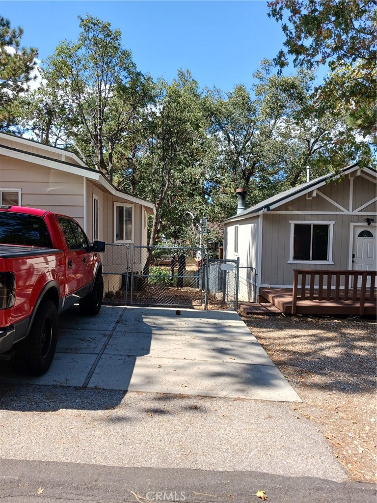 18 San Bernardino Avenue Property Photo 1