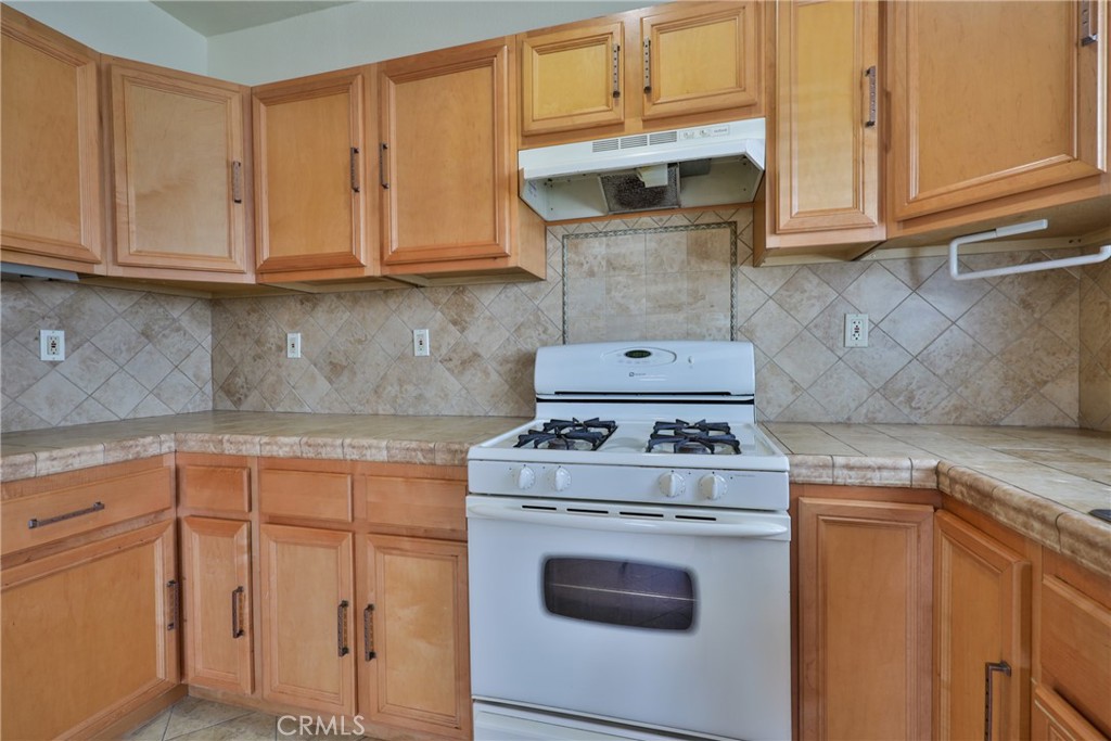 1232 E Ralston Avenue Property Photo 10