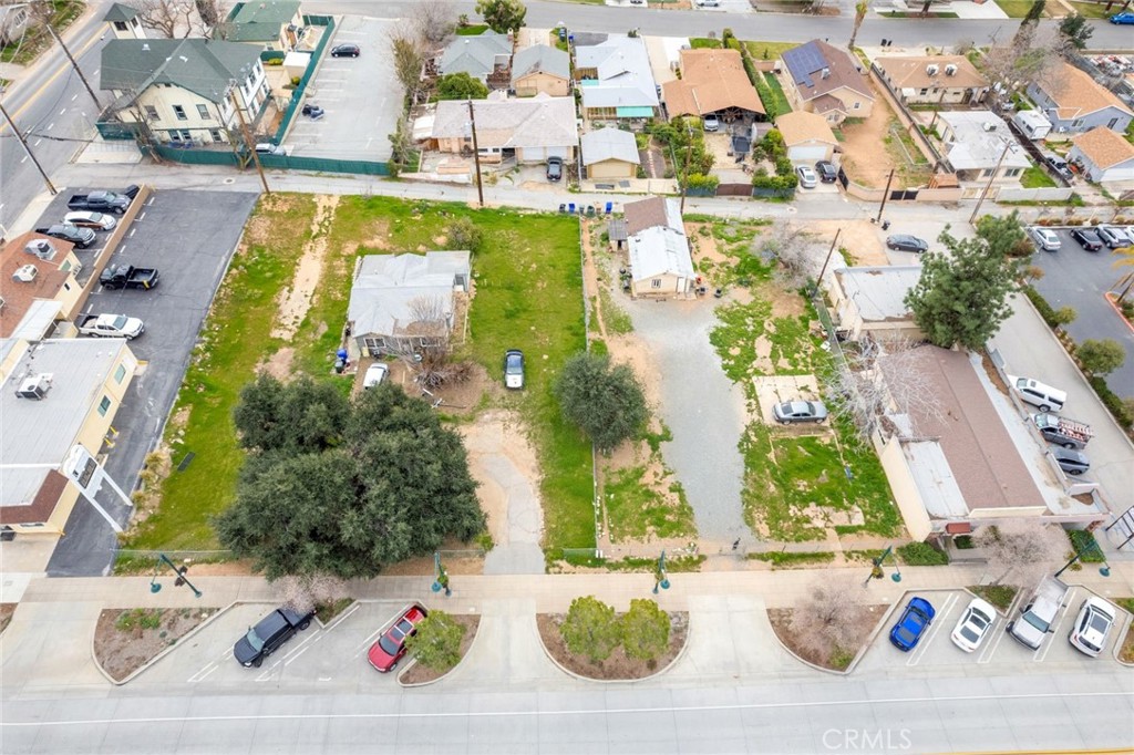 35261 Yucaipa Boulevard Property Photo 11