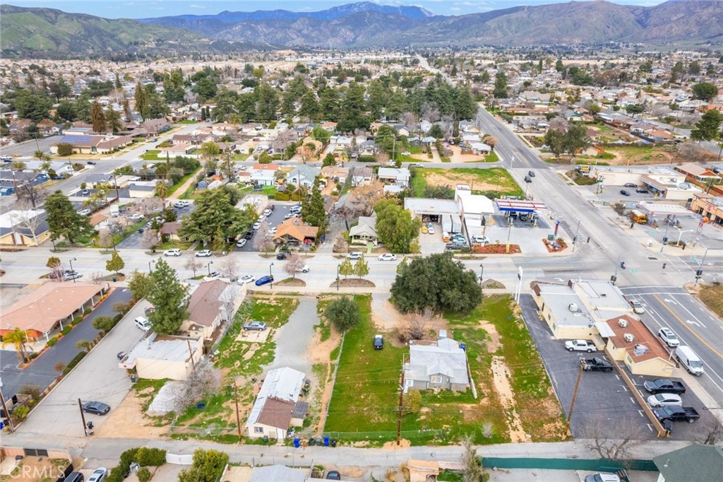 35261 Yucaipa Boulevard Property Photo 15