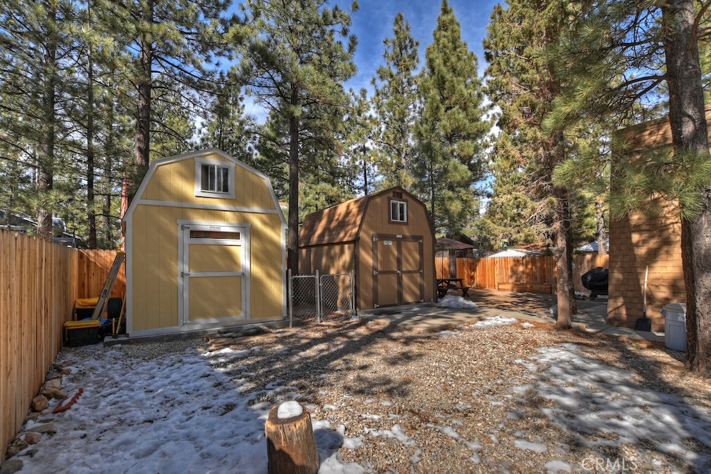 1109 Hemlock Lane Property Photo 29
