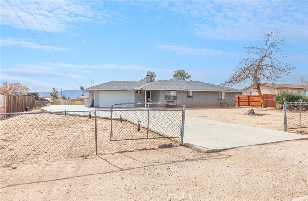 17733 Fresno Street Property Photo 3