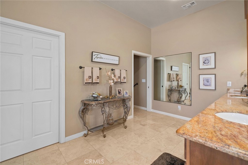 31027 E Sunset Drive N Property Photo 46