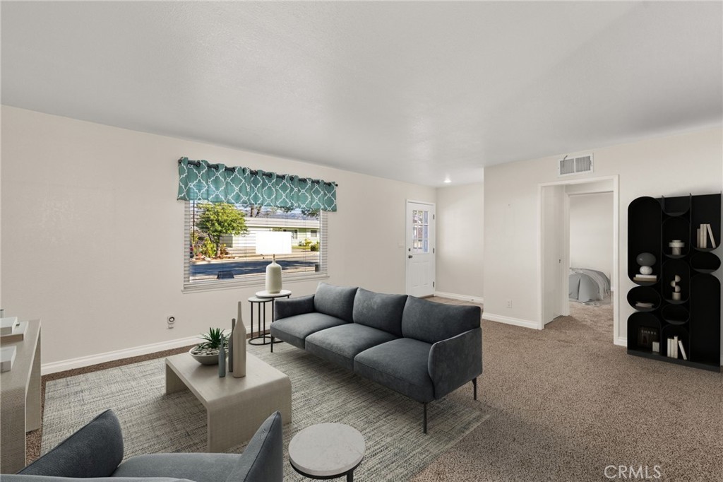 11979 Peach Tree Road Property Photo 4