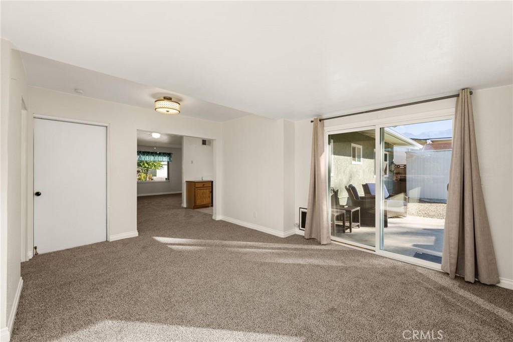 11979 Peach Tree Road Property Photo 9