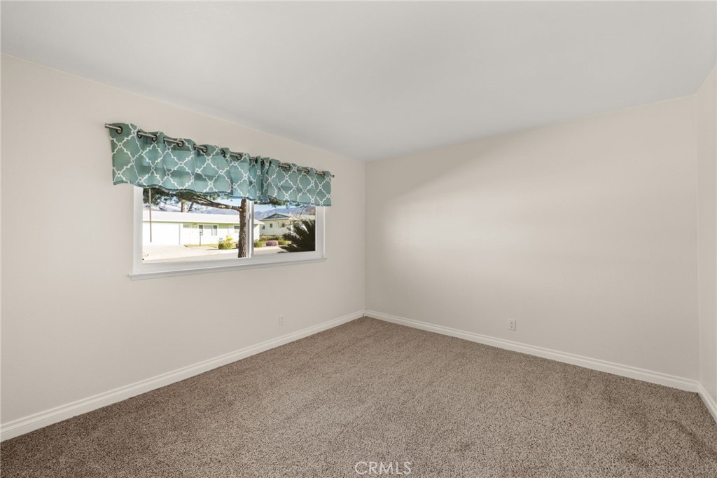 11979 Peach Tree Road Property Photo 16