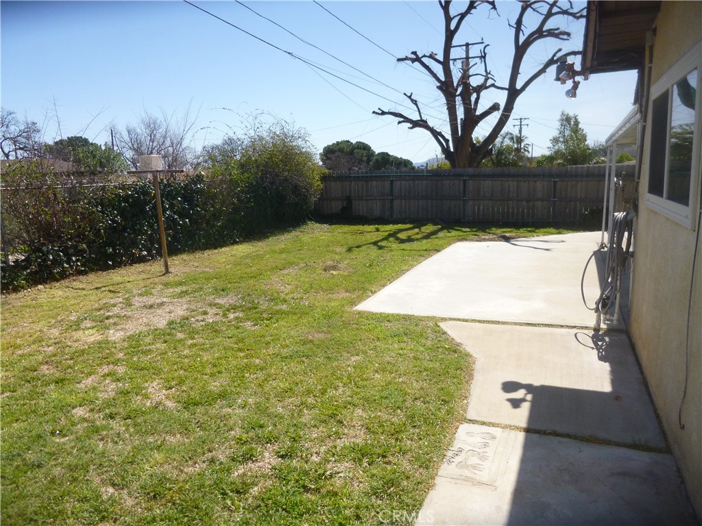 5257 Carlton Street Property Photo 6