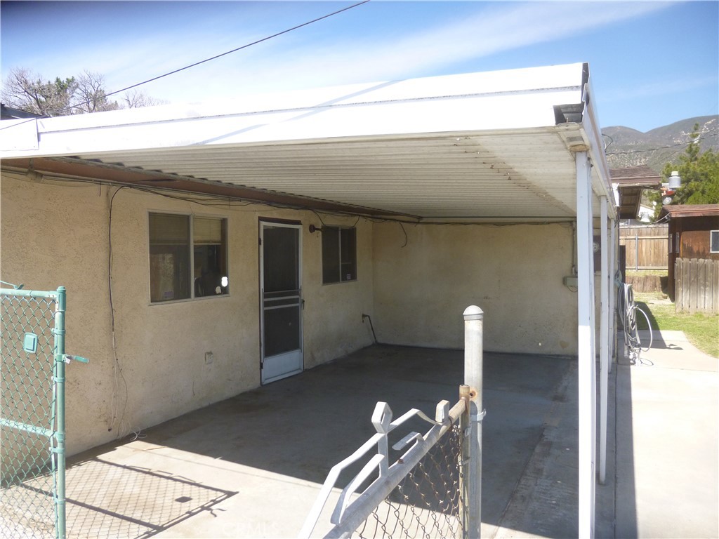 5257 Carlton Street Property Photo 10