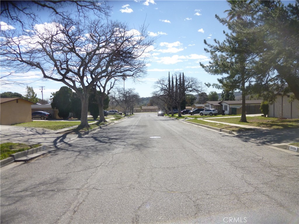5257 Carlton Street Property Photo 13