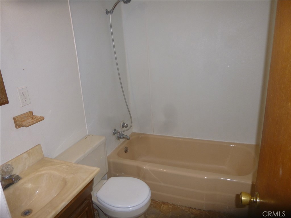 5257 Carlton Street Property Photo 26