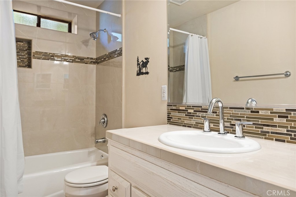 1243 Klondike Drive Property Photo 35