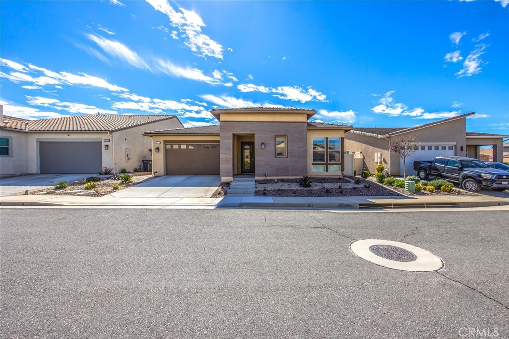 1579 Trailview Drive Property Photo 2