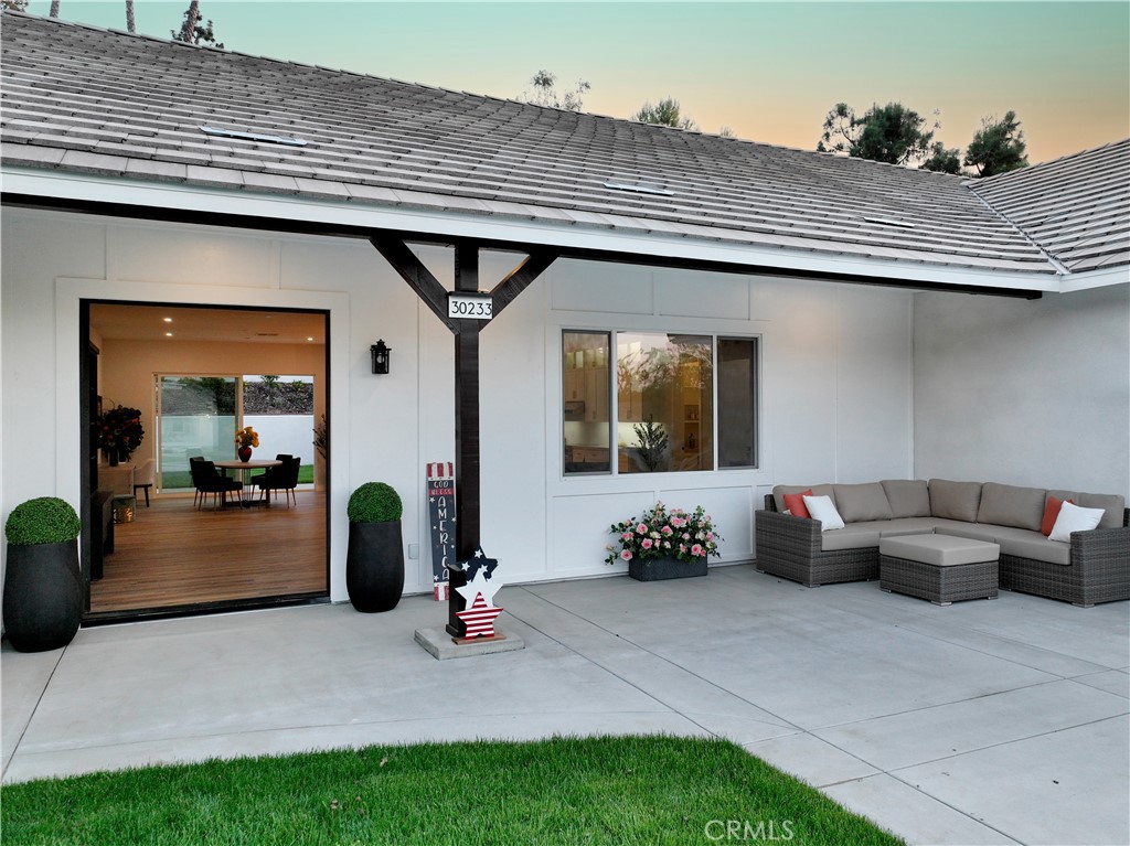 30233 Del Rey Road Property Photo 2