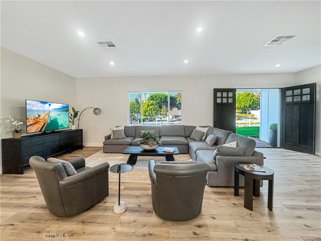 30233 Del Rey Road Property Photo 8