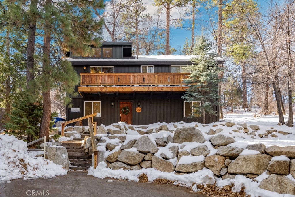43121 Grizzly Road Property Photo 2