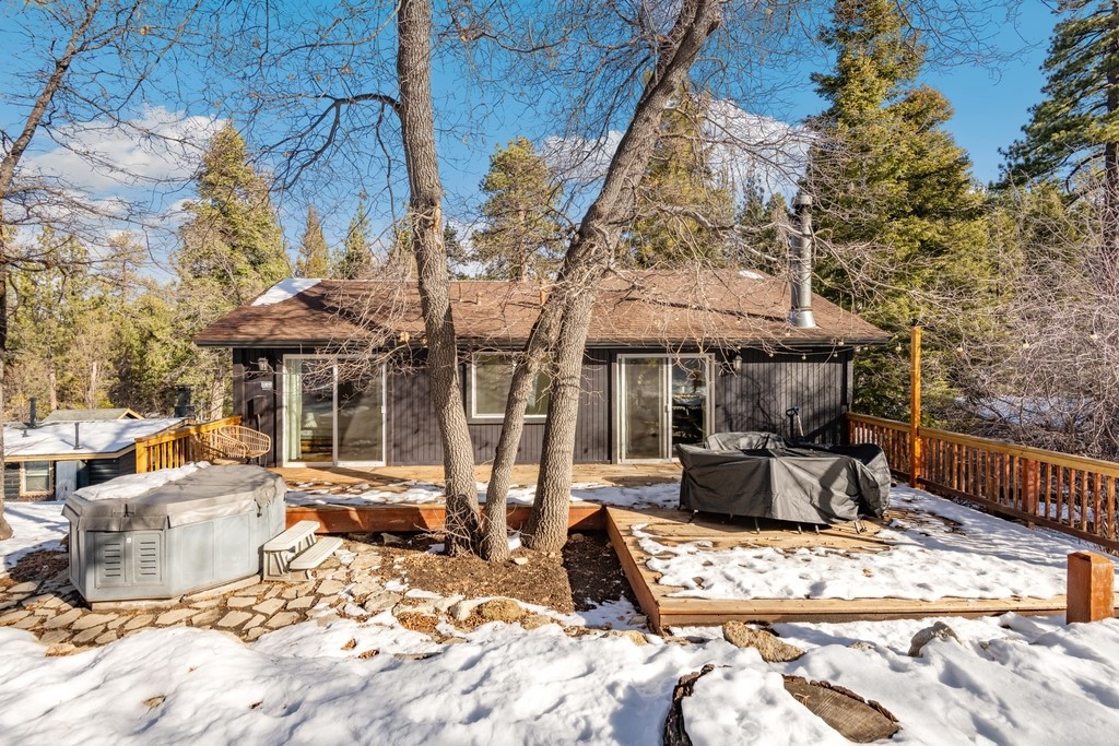43121 Grizzly Road Property Photo 27