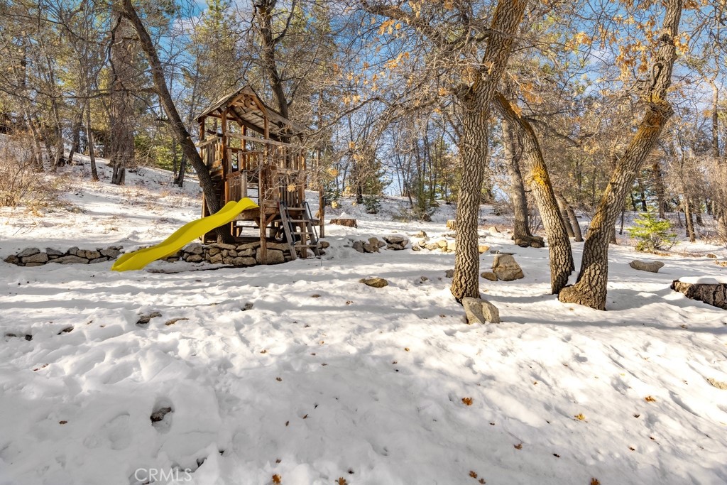 43121 Grizzly Road Property Photo 29