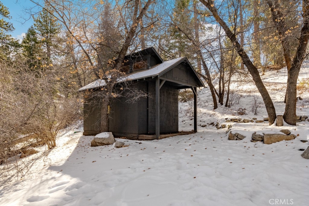 43121 Grizzly Road Property Photo 30
