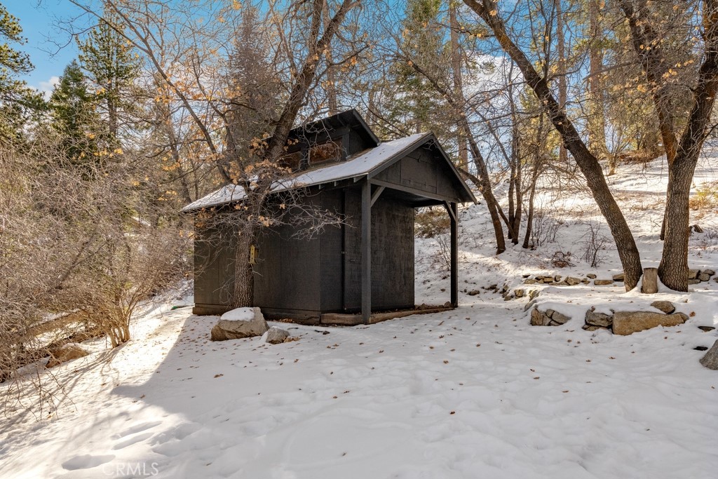 43121 Grizzly Road Property Photo 30
