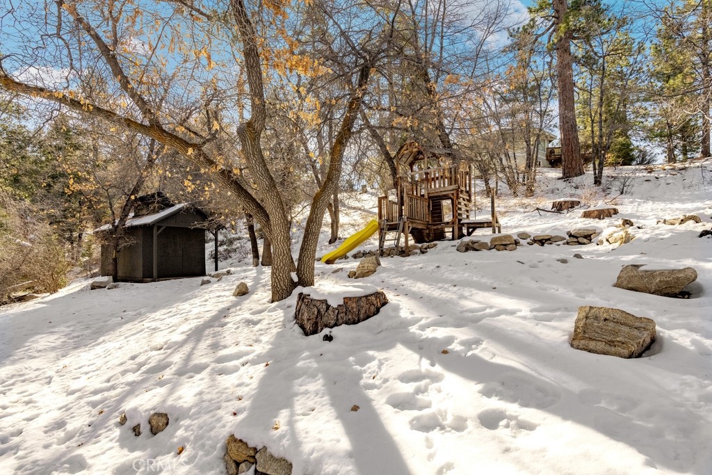 43121 Grizzly Road Property Photo 31
