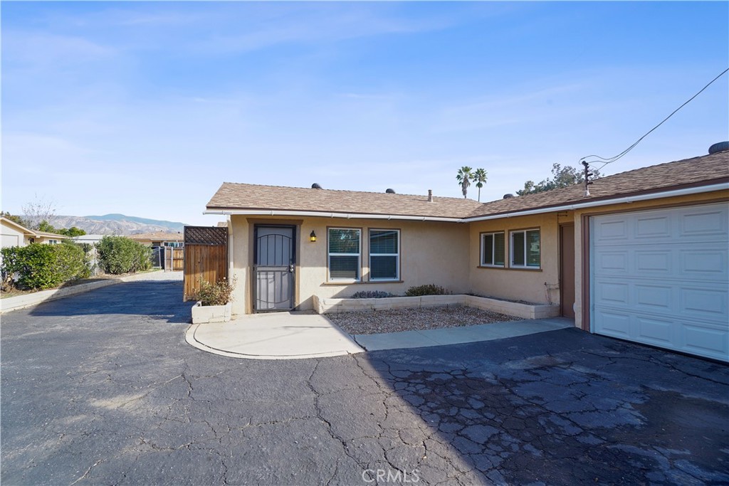 13071 4th Street Property Photo 2