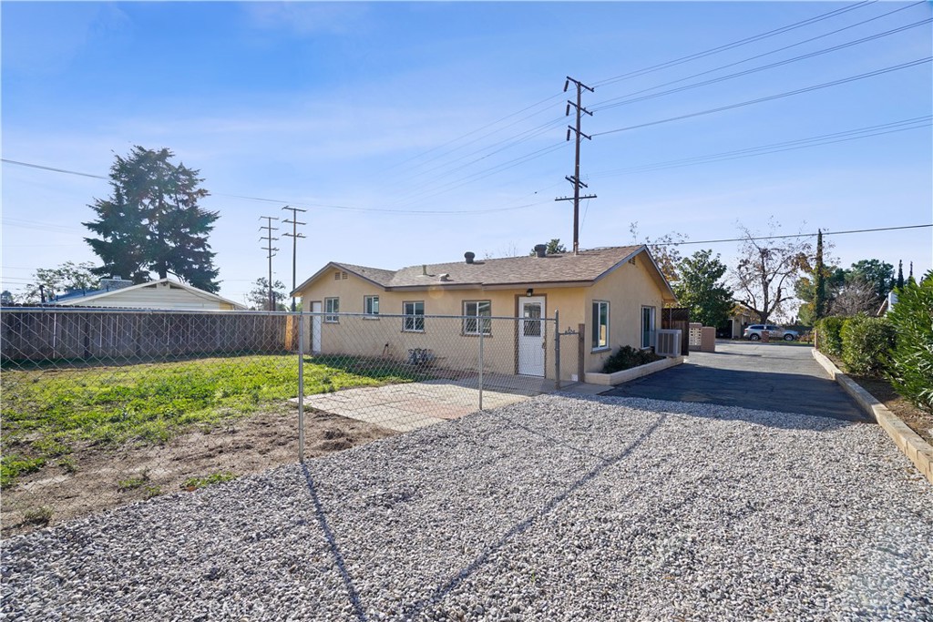 13071 4th Street Property Photo 5