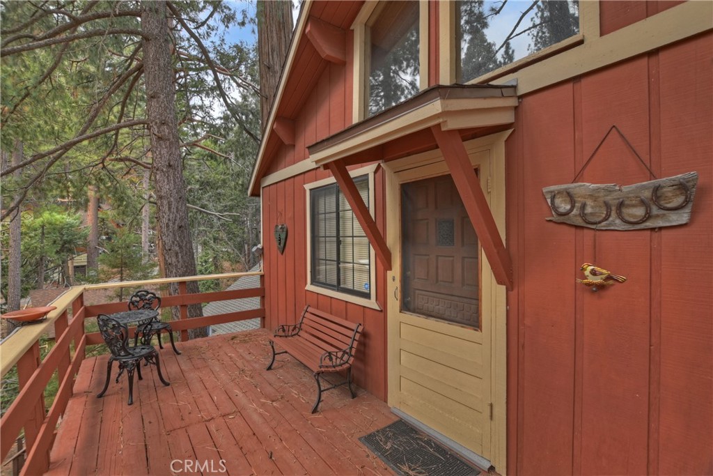 31738 Christmas Tree Lane Property Photo 2