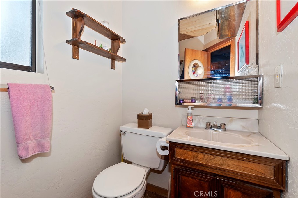31738 Christmas Tree Lane Property Photo 9