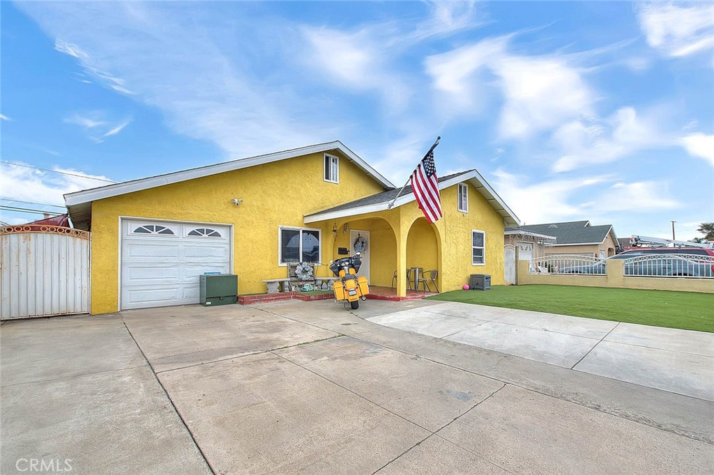 8402 Buhman Avenue Property Photo