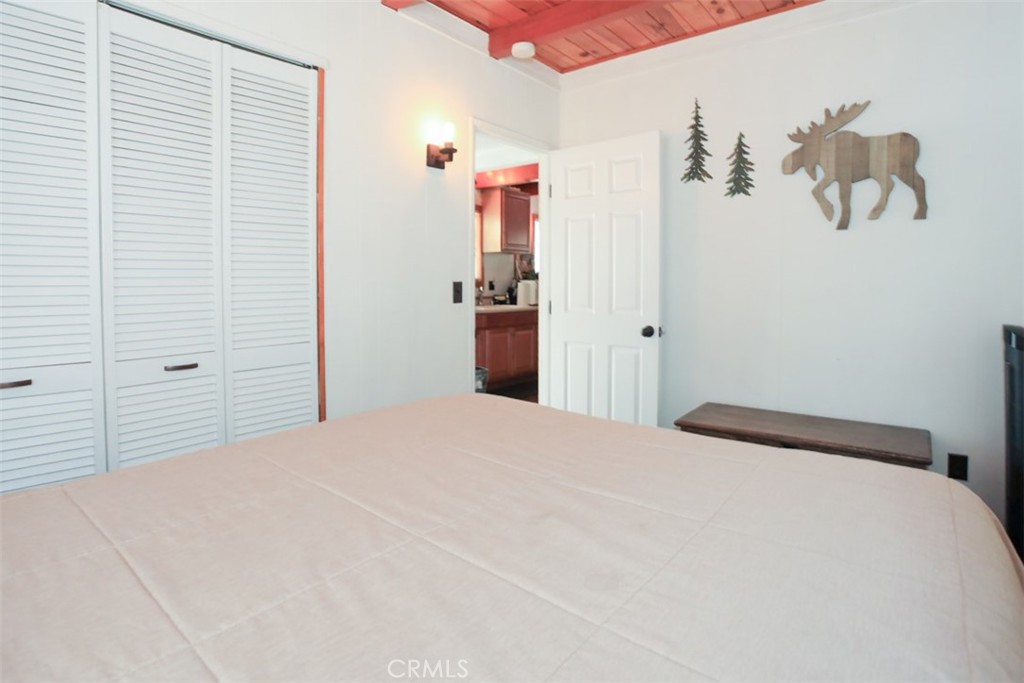 631 Los Angeles Avenue Property Photo 16