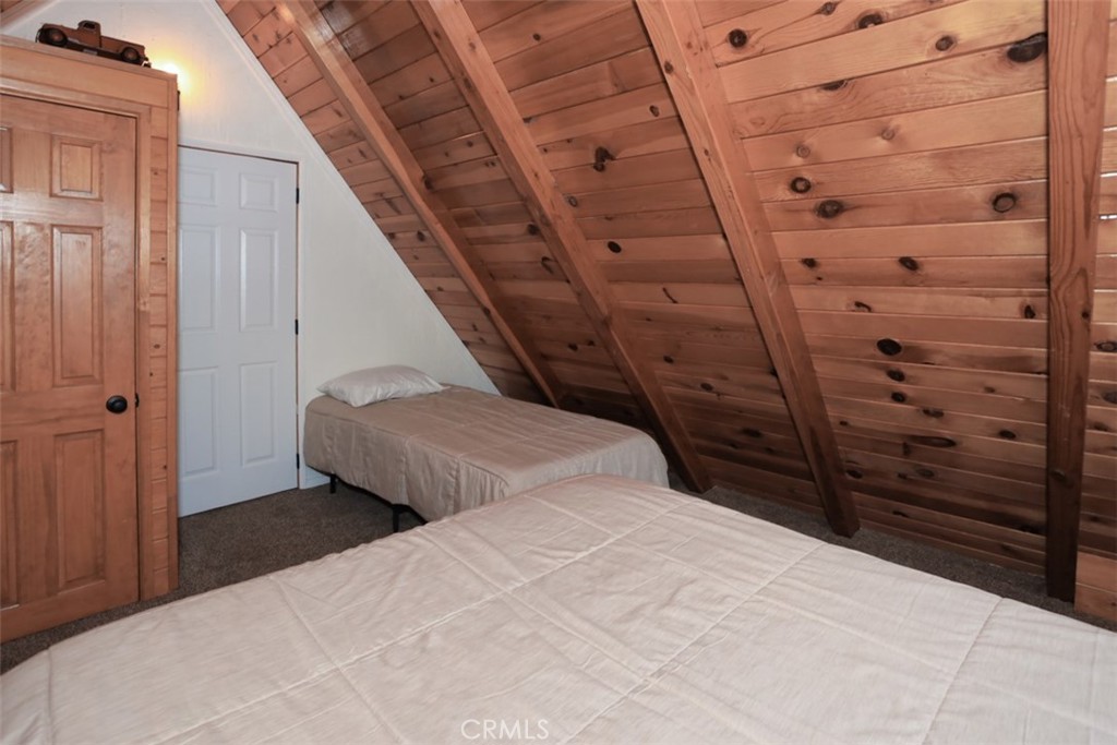 631 Los Angeles Avenue Property Photo 24