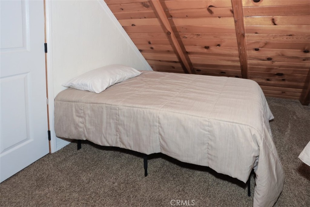 631 Los Angeles Avenue Property Photo 25