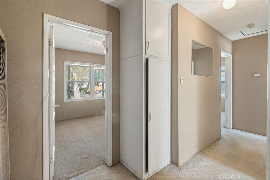 847 W 25th Street Property Photo 13