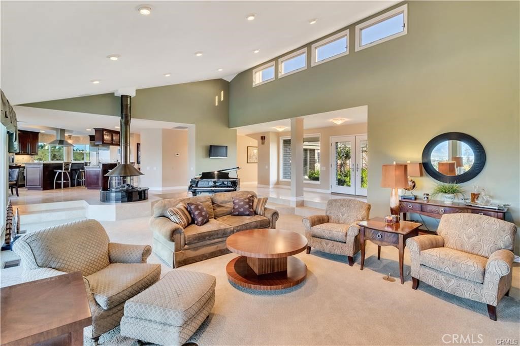 109 Edgemont Drive Property Photo 4