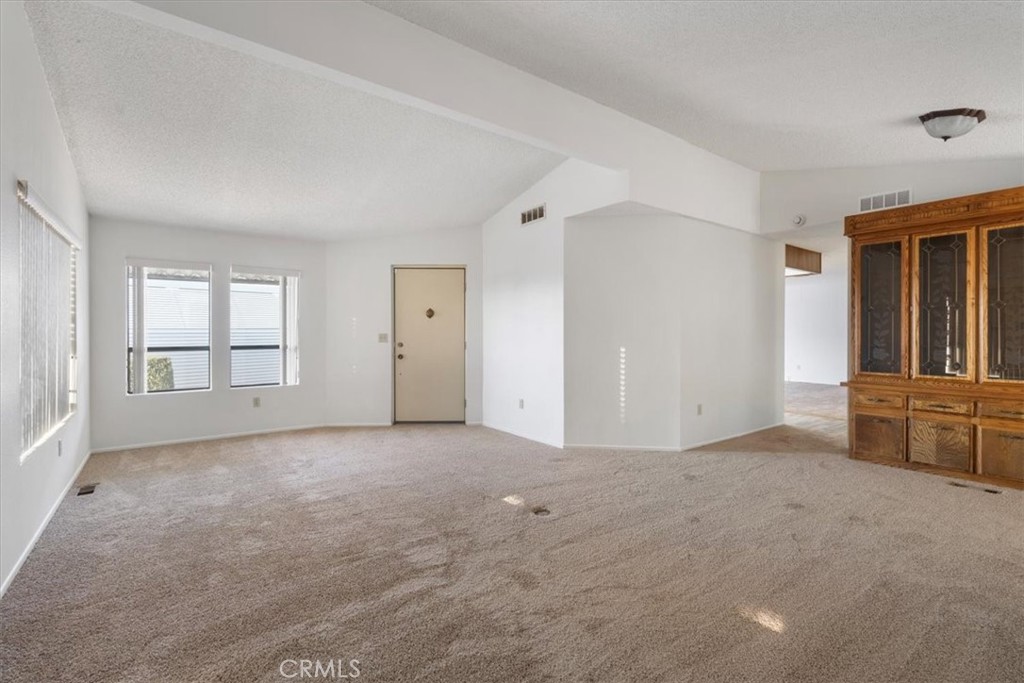 1251 E Lugonia Avenue 113 Property Photo 8