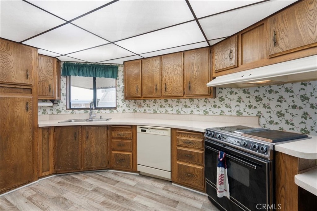 1251 E Lugonia Avenue 113 Property Photo 10