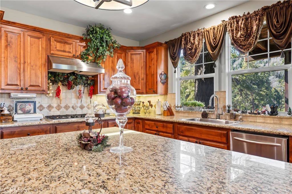 28449 Fresh Spring Lane Property Photo 17