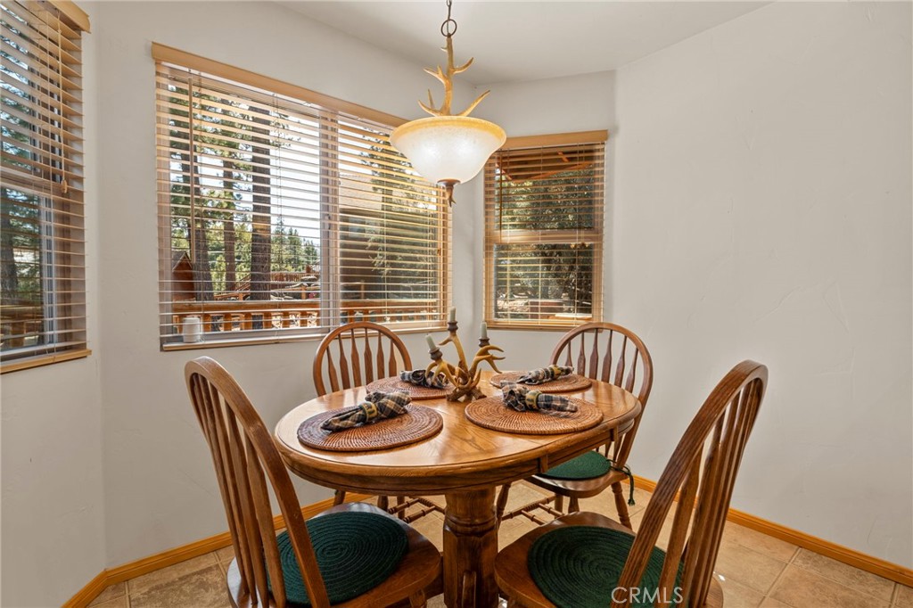 379 Fawntrail Place Property Photo 10