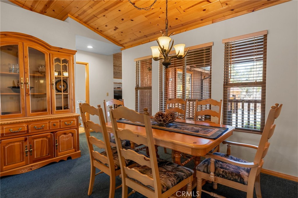 379 Fawntrail Place Property Photo 15