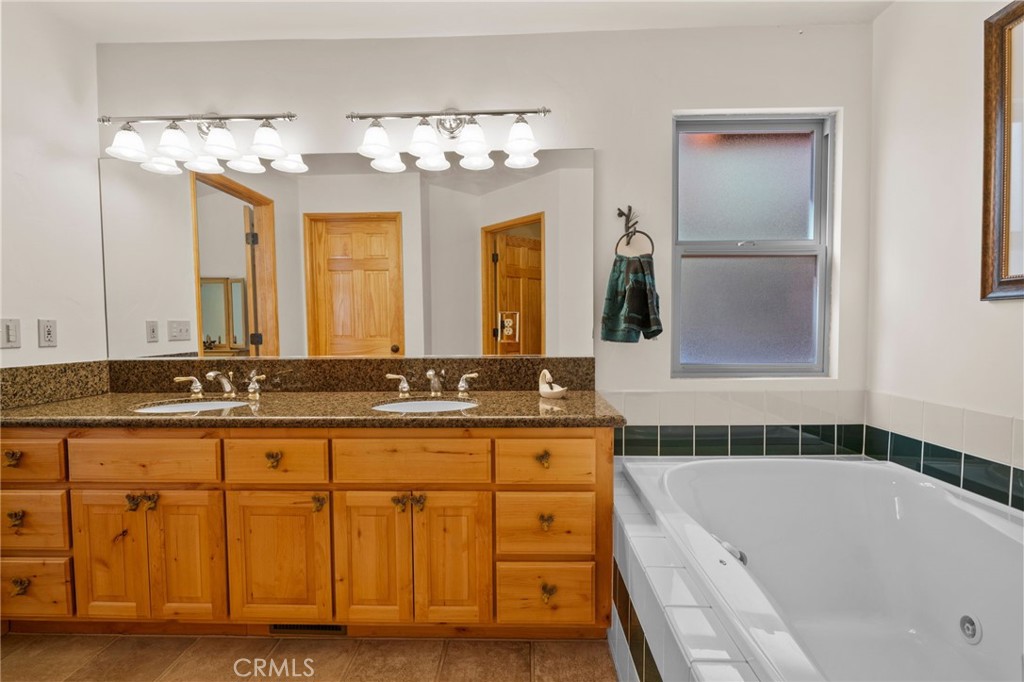 379 Fawntrail Place Property Photo 27